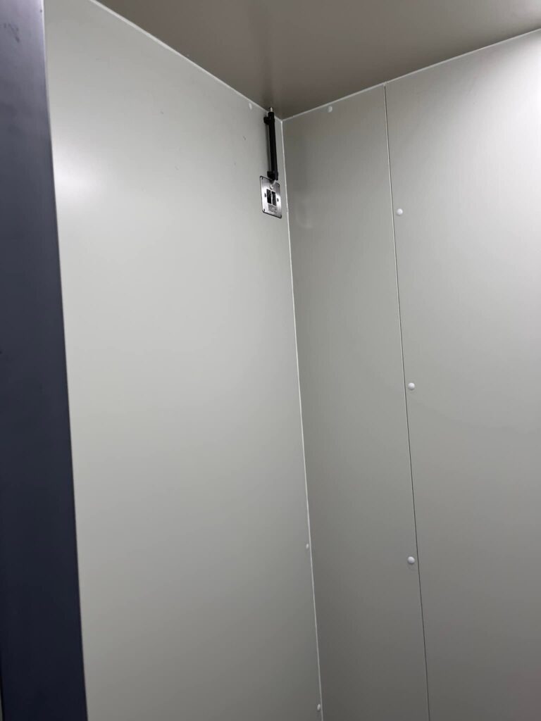 koel-/vriescel steenkoud koeltechniek